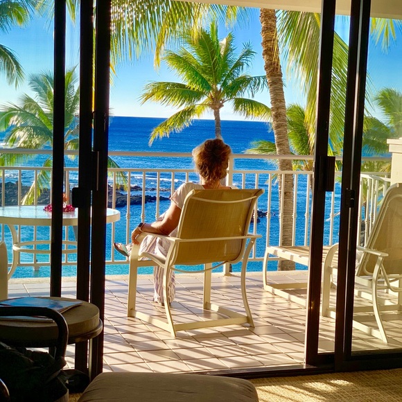 Meet your Posher, Kristen - Picture 7 of 9